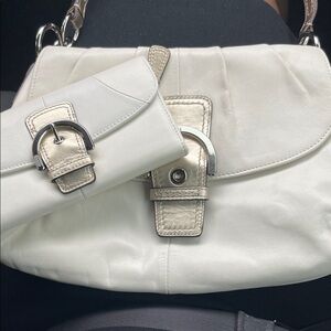 Elegant COACH IVORY Handbag and Wallet Set
